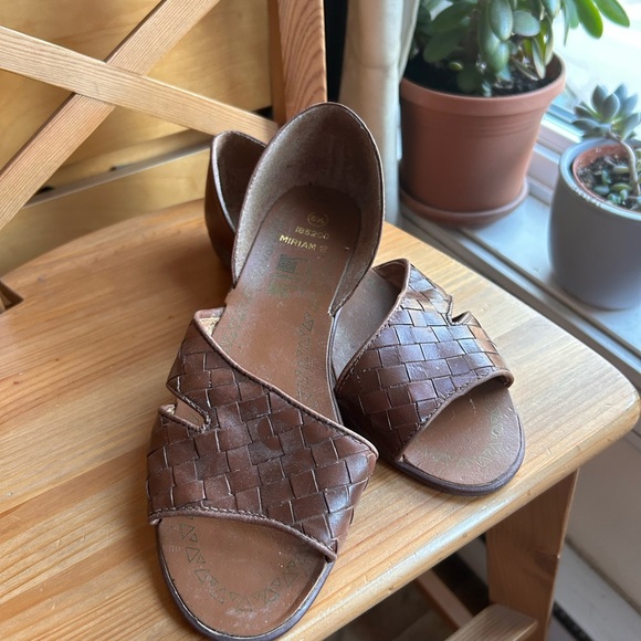 Vintage Leather Woven Wedged Sandals - Chocolate Brown Gem 🤎 - Picture 2 of 4